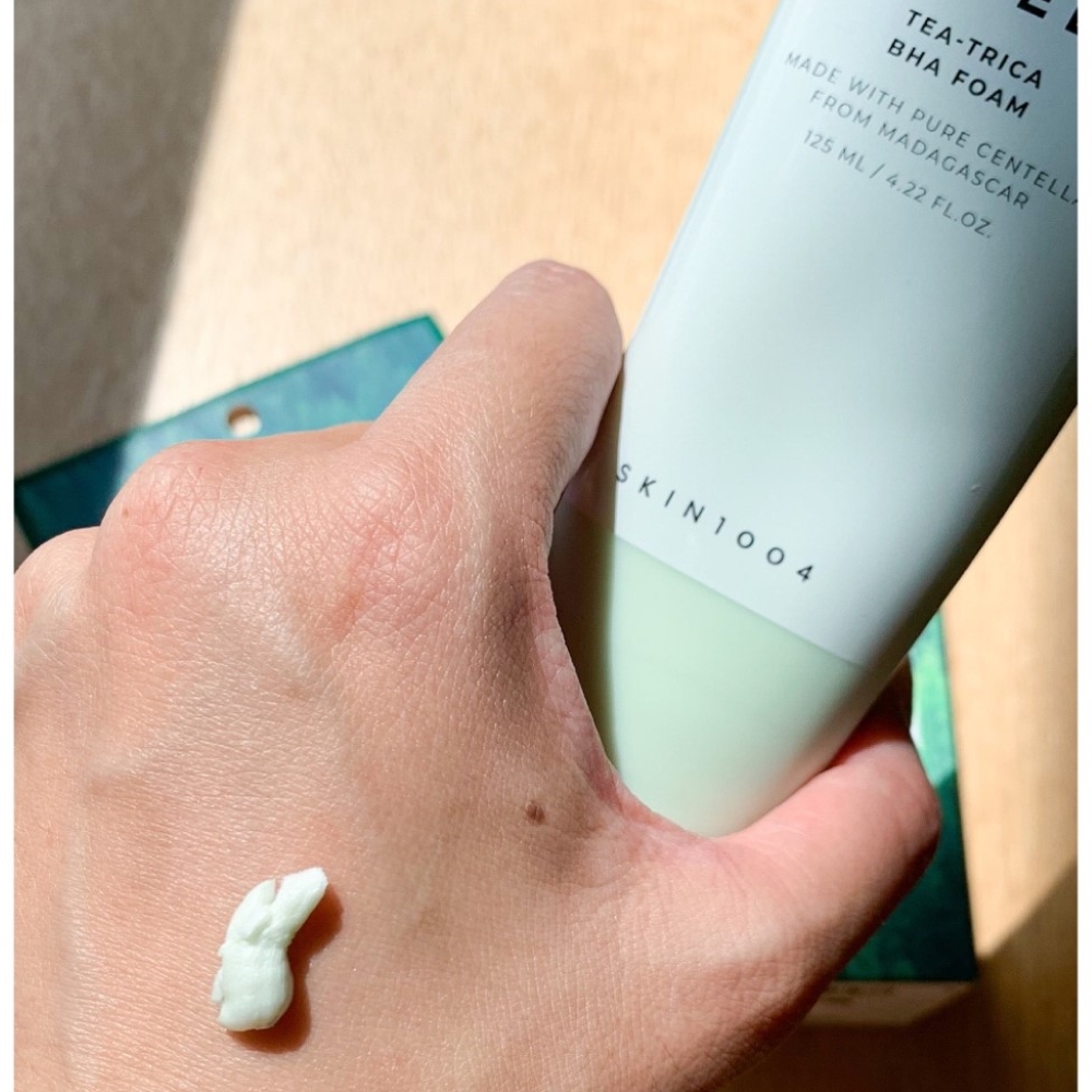 فوم شستشوی ضد جوش تی تریکا سنتلا skin 1004 madagascar centella tea trica bha foam